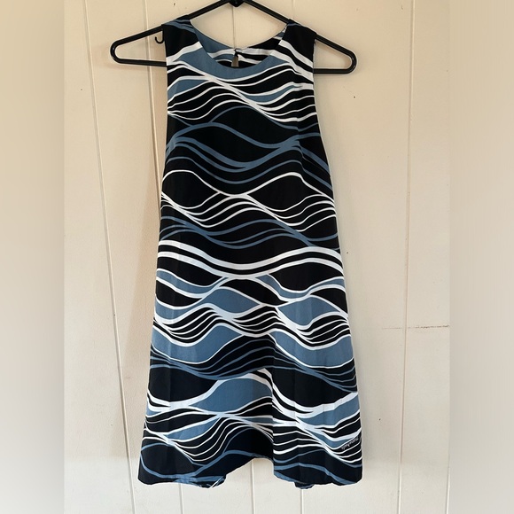 Manuhealii Dresses & Skirts - Manuhealii Dress XXS